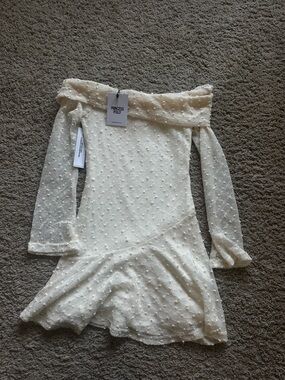 Princess Polly Ivee Off Shoulder Long Sleeve Mini Dress in Cream (4)